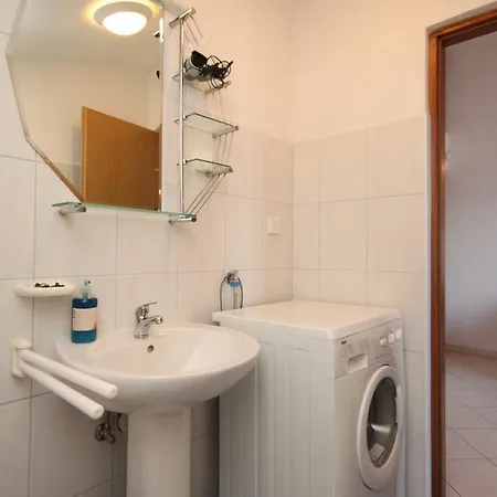 Banj 8206c Apartman